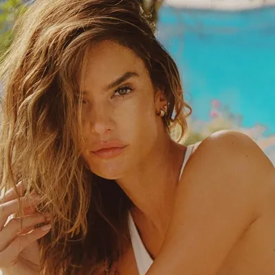 Alessandra Ambrosio profile