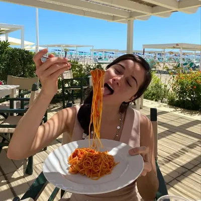 Alessandra Giffuni profile