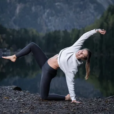 Alessia De Michiel | Yoga, Mobility & Training ๐ฉ๐ช๐ฆ๐น profile