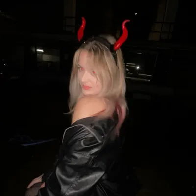 aletta ✩ profile
