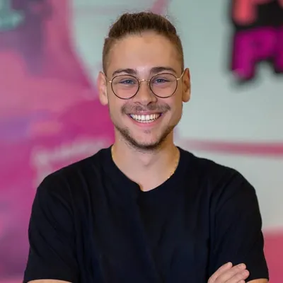 Alex Escalin profile