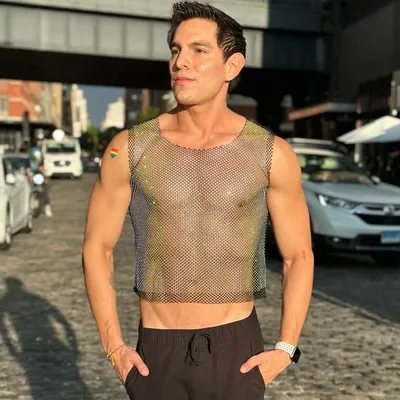 Alex Parra profile