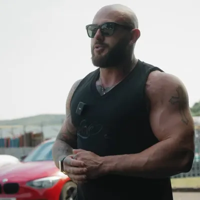 Alex Thomas | Tips & Techniques on how to get in shape. profile