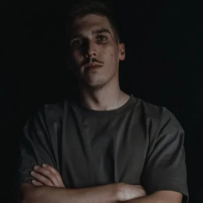 Alex Hofer profile