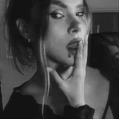 Alexa Aldaco. profile