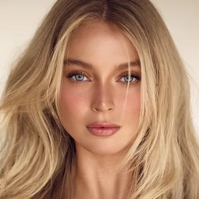 Alexa Pollock profile