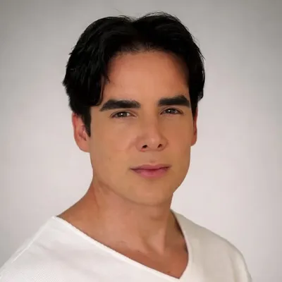 Alexander Torres profile