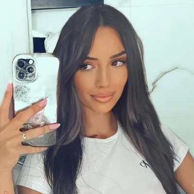 Alexandra Kunu profile