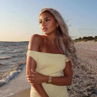 Alexandra Tsolakidis profile
