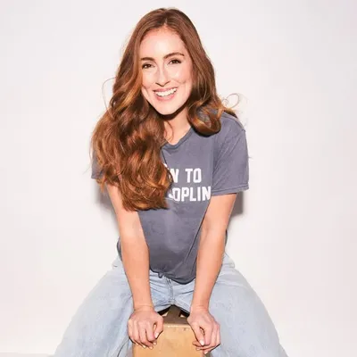 ALEXANDRA DANIELS profile