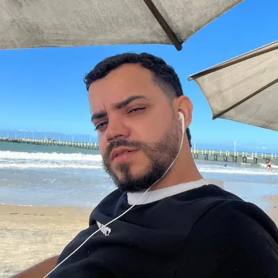 Alexandre Tomaz profile