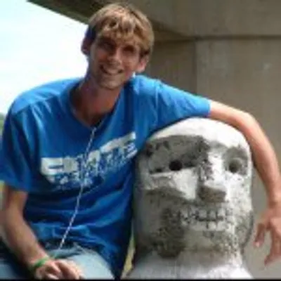 Alex Buening profile