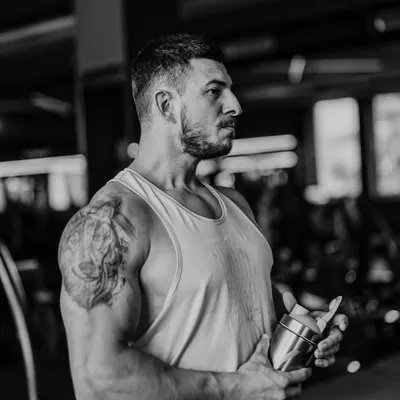 ALEX GRITTS profile