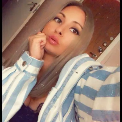 Paris / Stockholm profile