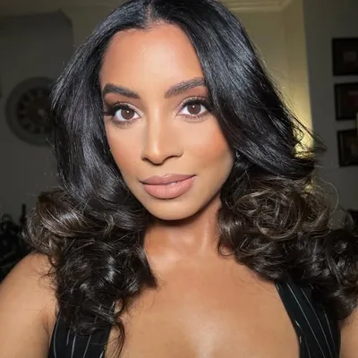 Alexis profile