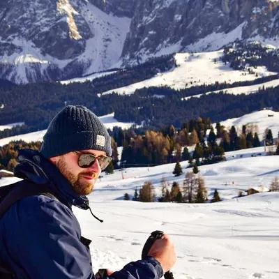 Alex - Travel food & landscapes profile