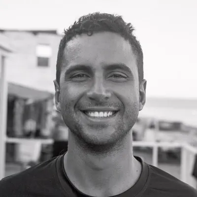 Alexander Schmidt | Wildlife & Ocean Expeditions profile