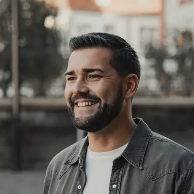 Alex Zeyer profile