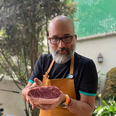 Alfonso Romay profile