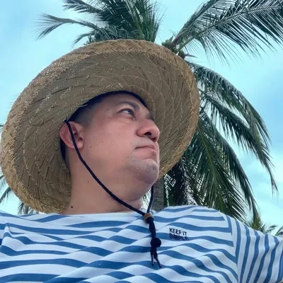 Alfredo Álvarez Orozco profile