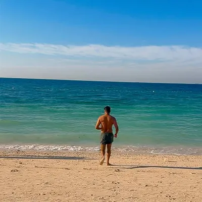 Ali J profile