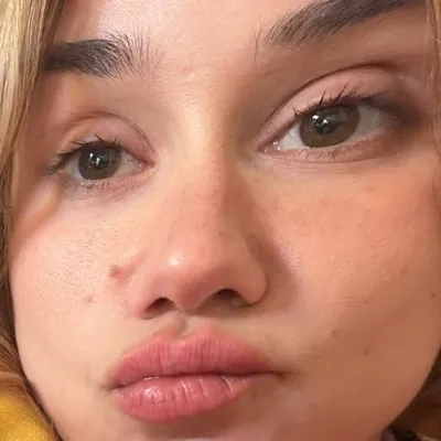 ALICE MOITIÉ profile