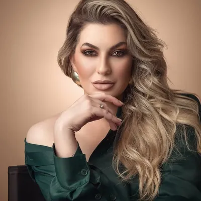 Alice Salazar profile