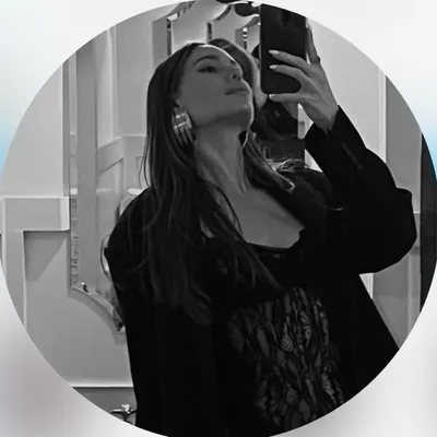 • ALICIA • profile