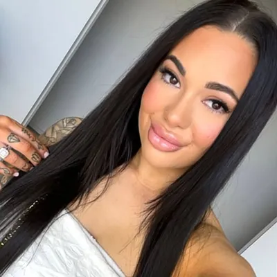 Alicia Holmes profile