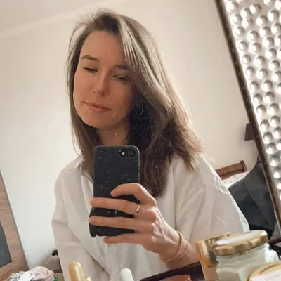 | Alicia | profile