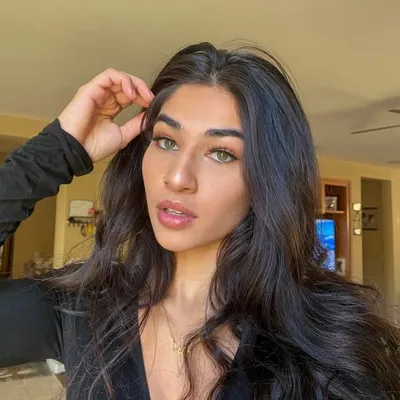 Naila profile