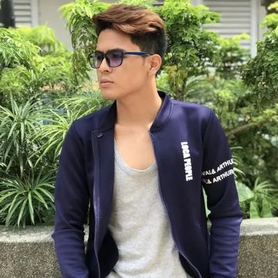 알리프 아크말 profile