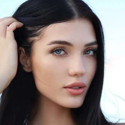 Alina Enero profile