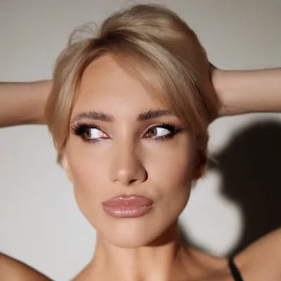 Alina Balanovskaya | Актриса театра и кино profile