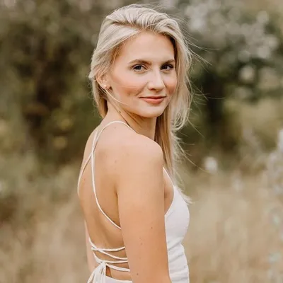 Alina Madeleine Toifl profile