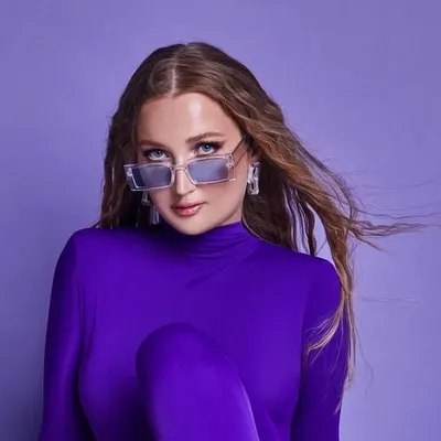 Алина Ларина ✨ бизнес беременность лайв profile