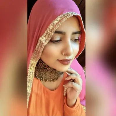 Nashra Ali Makeup Artist👄 profile