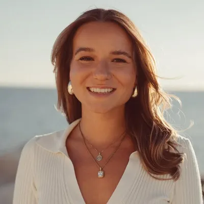 ALINA SCHÖCK profile
