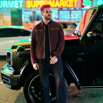 Ali Razvi profile