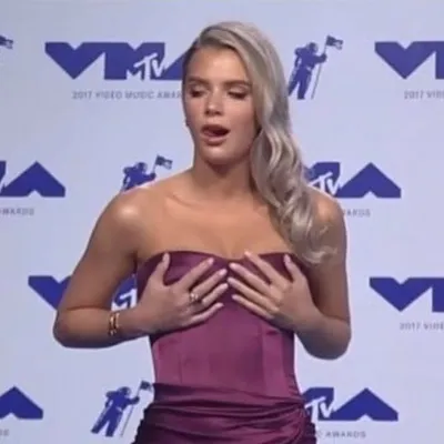 Alissa Violet Exclusive profile