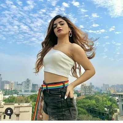 aliya_khan_07___ profile
