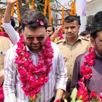 Ali Zaidi profile