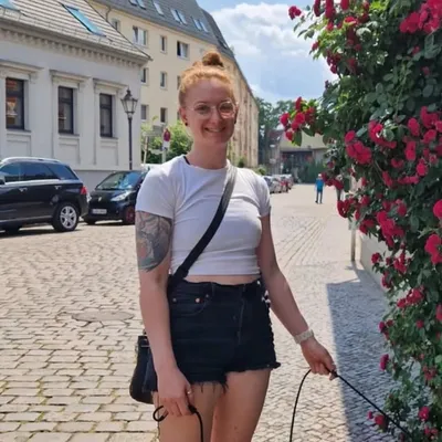 Sarah profile