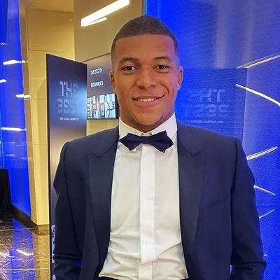 Kylian Mbappe France profile