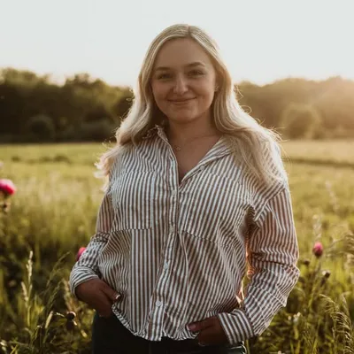 ALLIE BENNICAS | REALTOR® profile