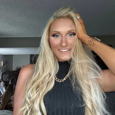 Allison Hall profile