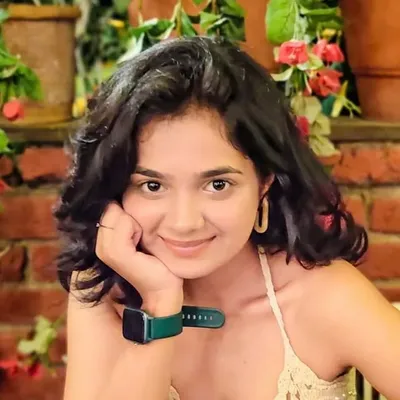 Shranya Chauhan | FASHION🌸 profile
