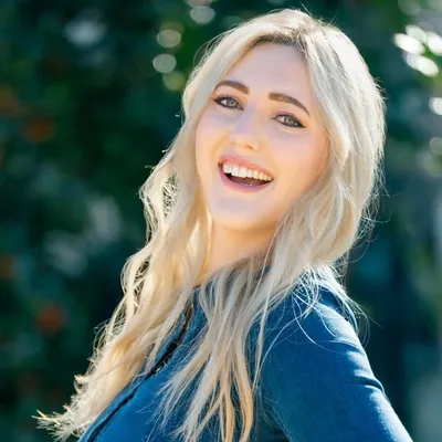 Ally Mershon ✨ profile