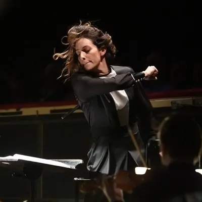 Alondra de la Parra profile