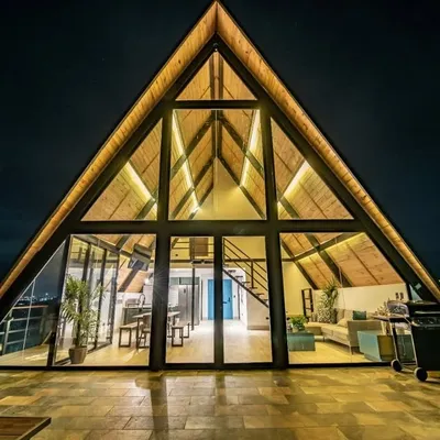 ALPINA ๐๐ | AIRBNB profile